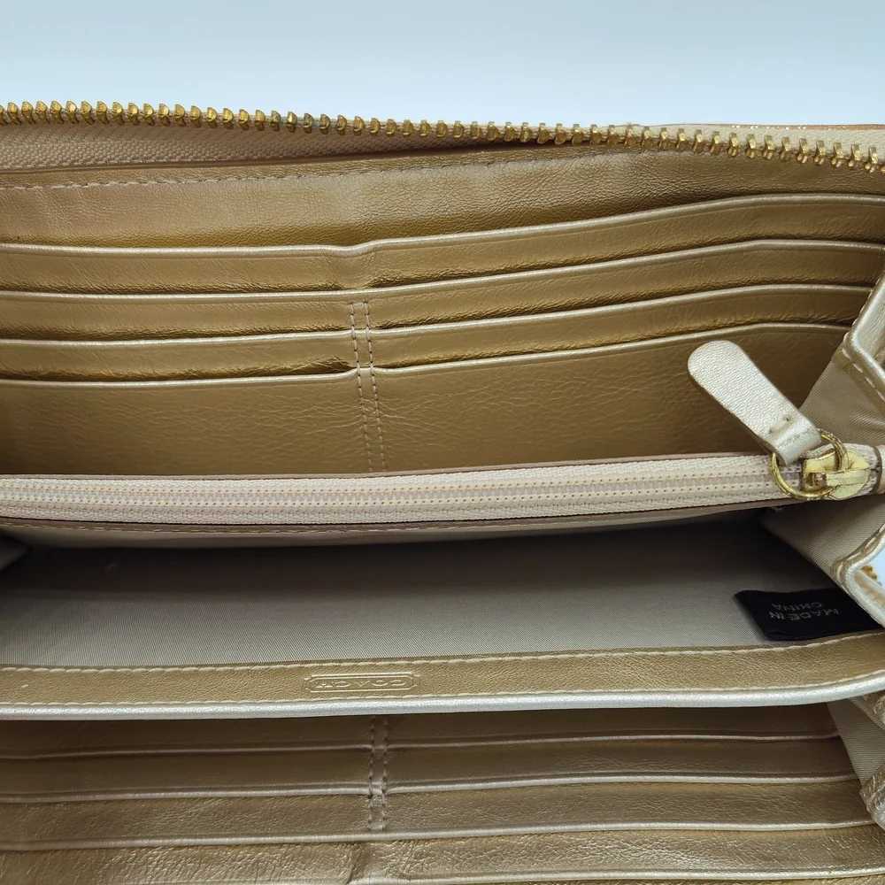 Coach Metallic Gold Zip Around Wallet Wristlet | Leather Continental Clutch EUC - Picture 5 of 6